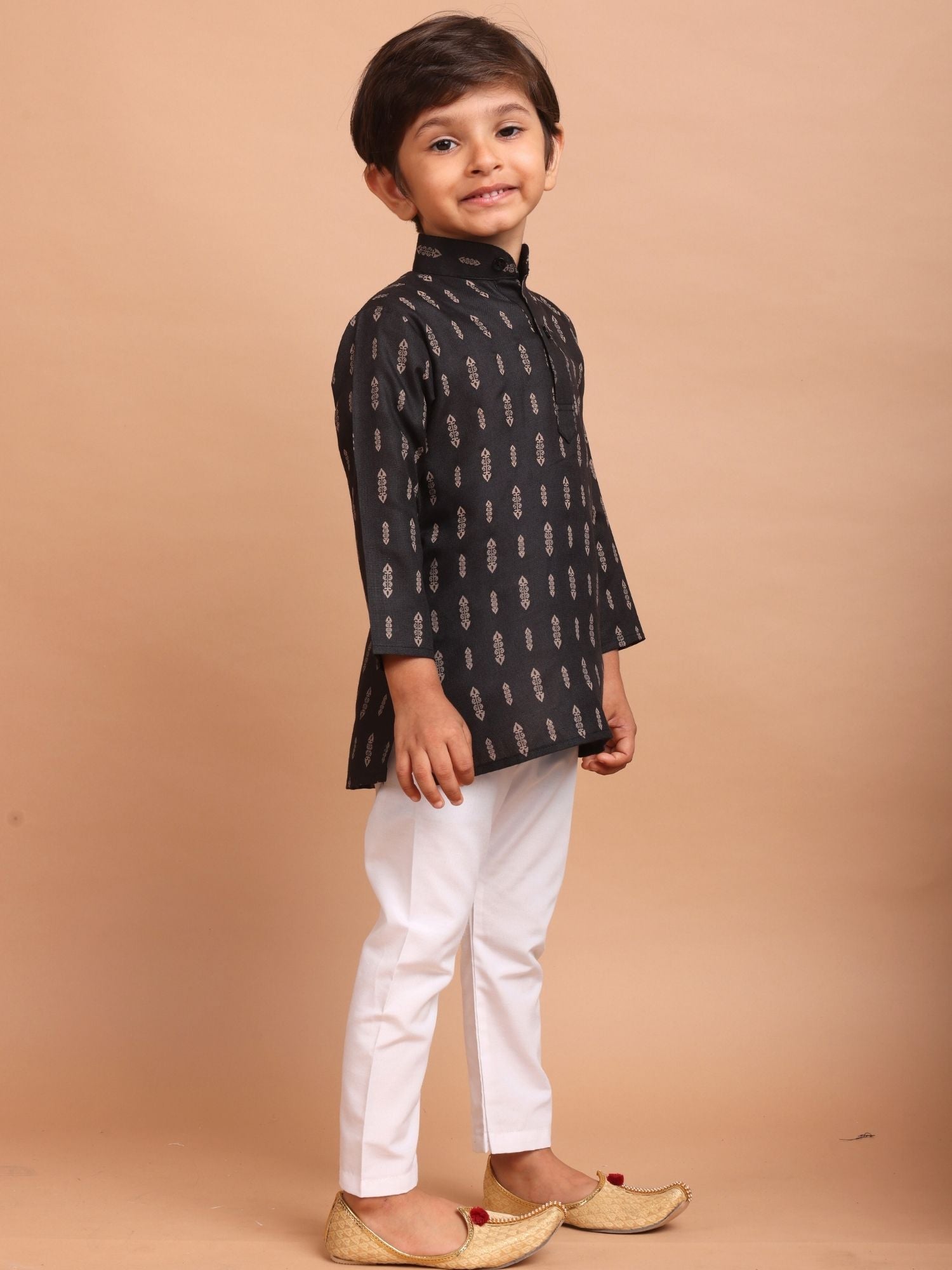 Jade Black Long Sleeves Cotton Printed Kurta Top