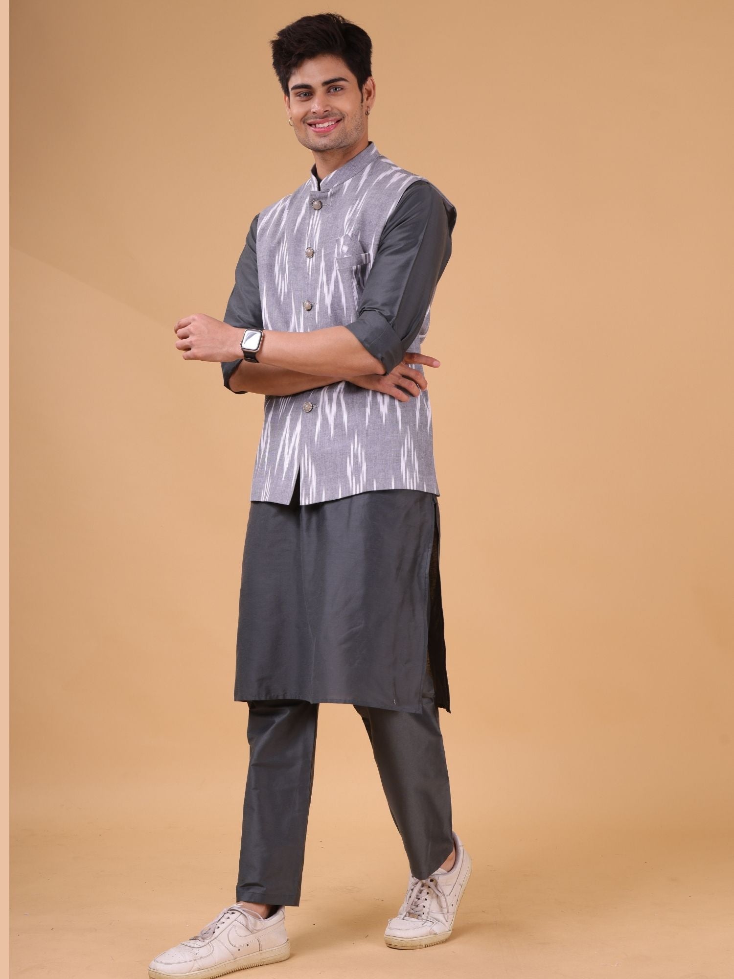 Metal Grey Solid Pattern Kurta Jacket Set