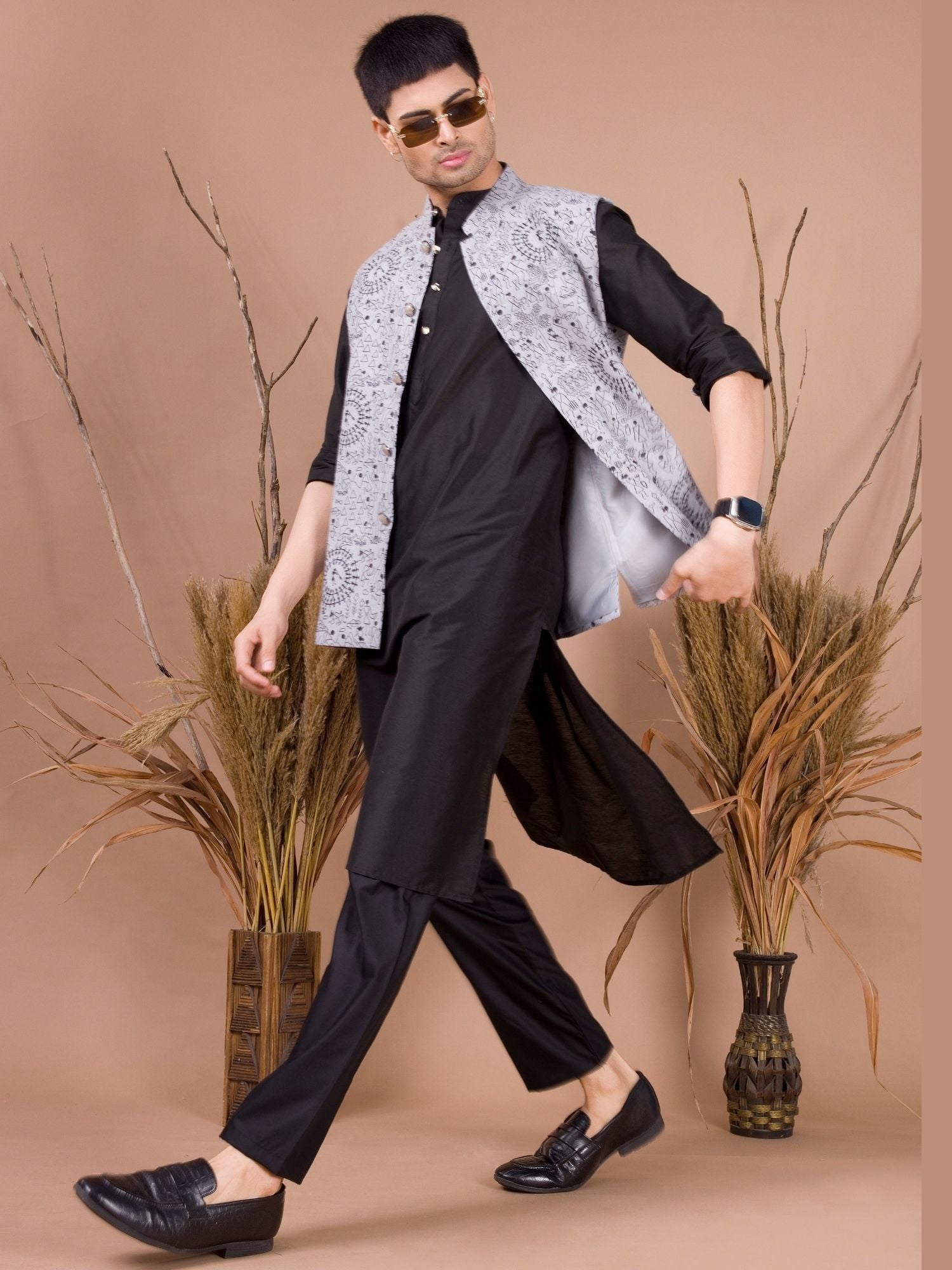 Jade Black Solid Pattern Kurta Jacket Set