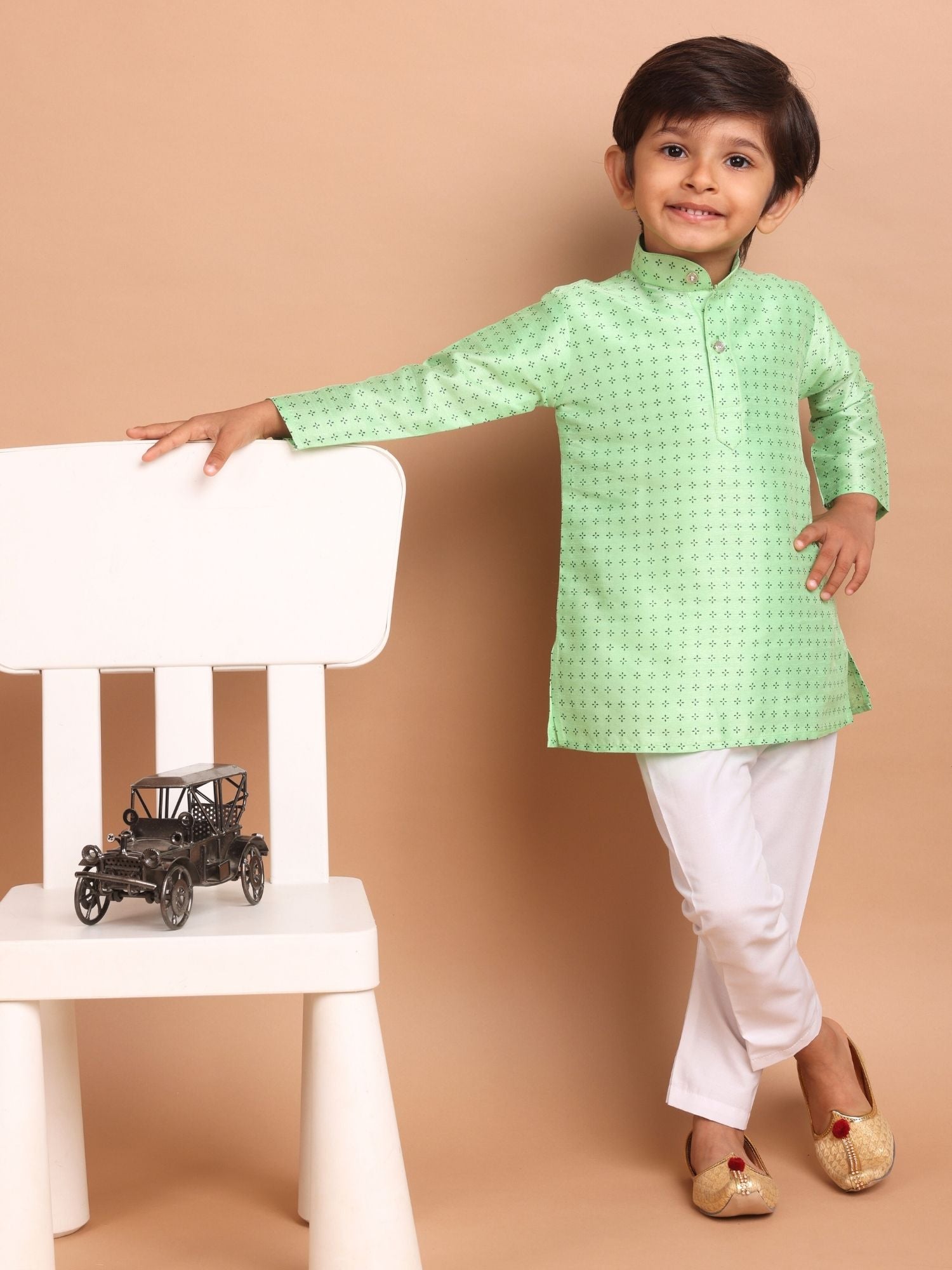 Tropical Green Hloom Printed Silk Kurta Pajama Suit