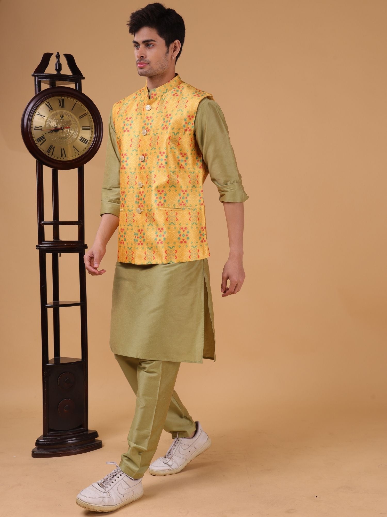 Tropical Green Solid Pattern Cotton Silk Kurta Jacket Set