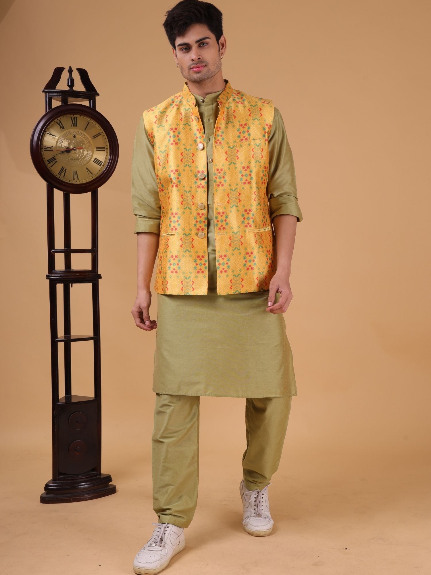 Tropical Green Solid Pattern Cotton Silk Kurta Jacket Set
