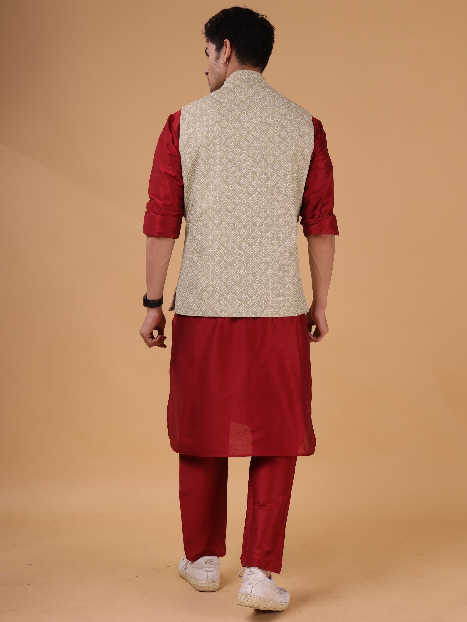 Crocodile Green Solid Pattern Cotton Silk Kurta Jacket Set