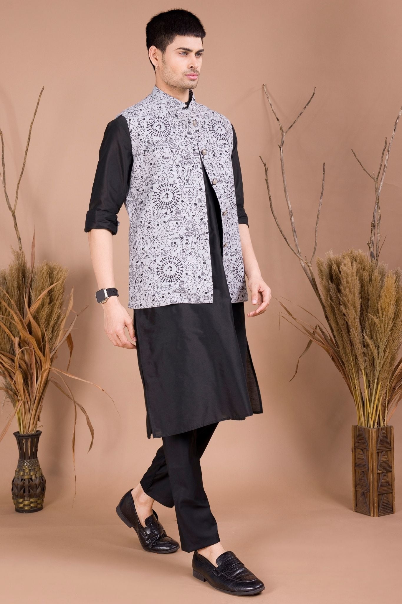 Jade Black Solid Pattern Kurta Jacket Set