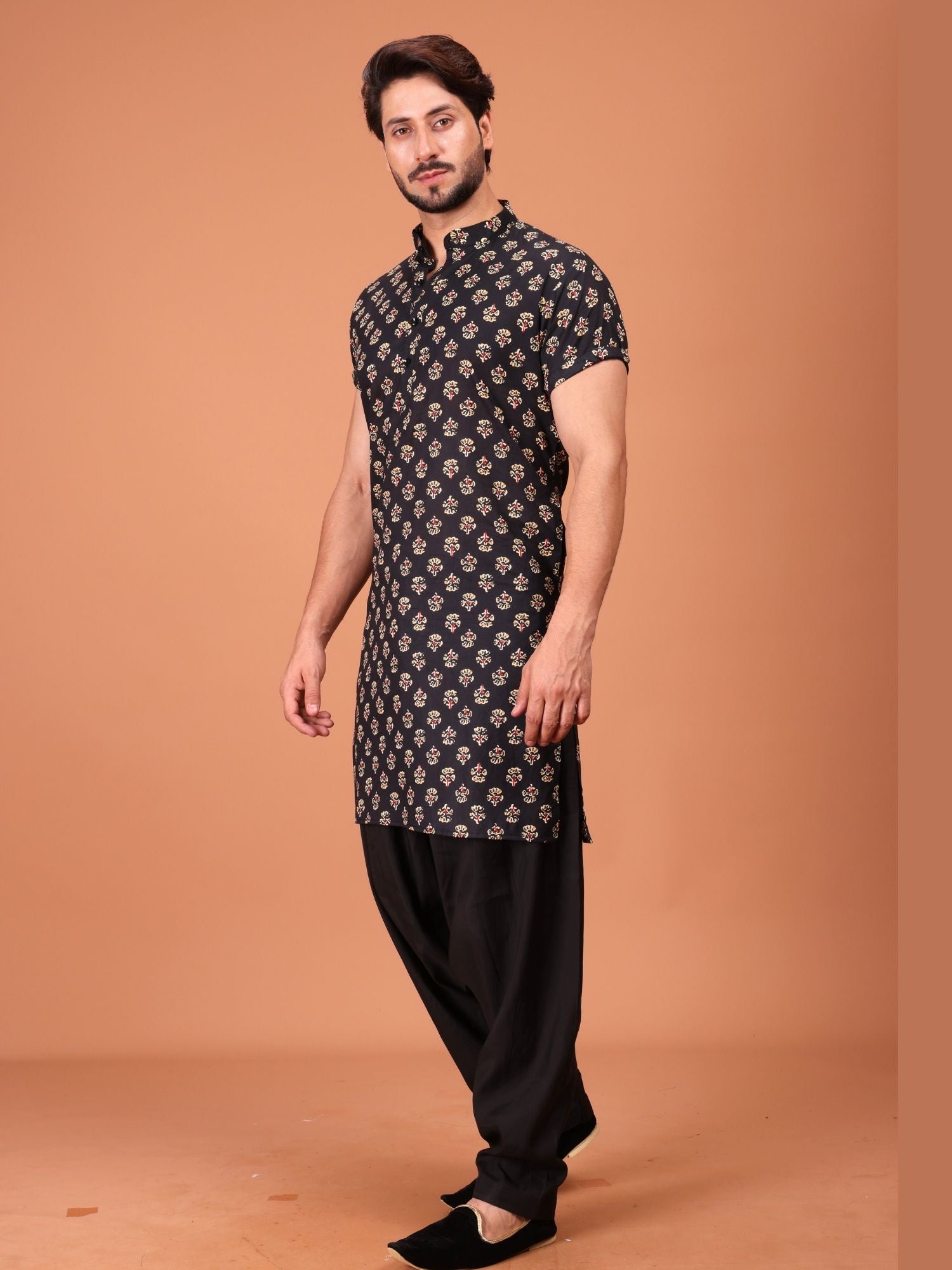 Shiwam Ethnix Printed Half Sleeves Cotton Kurta Salwar