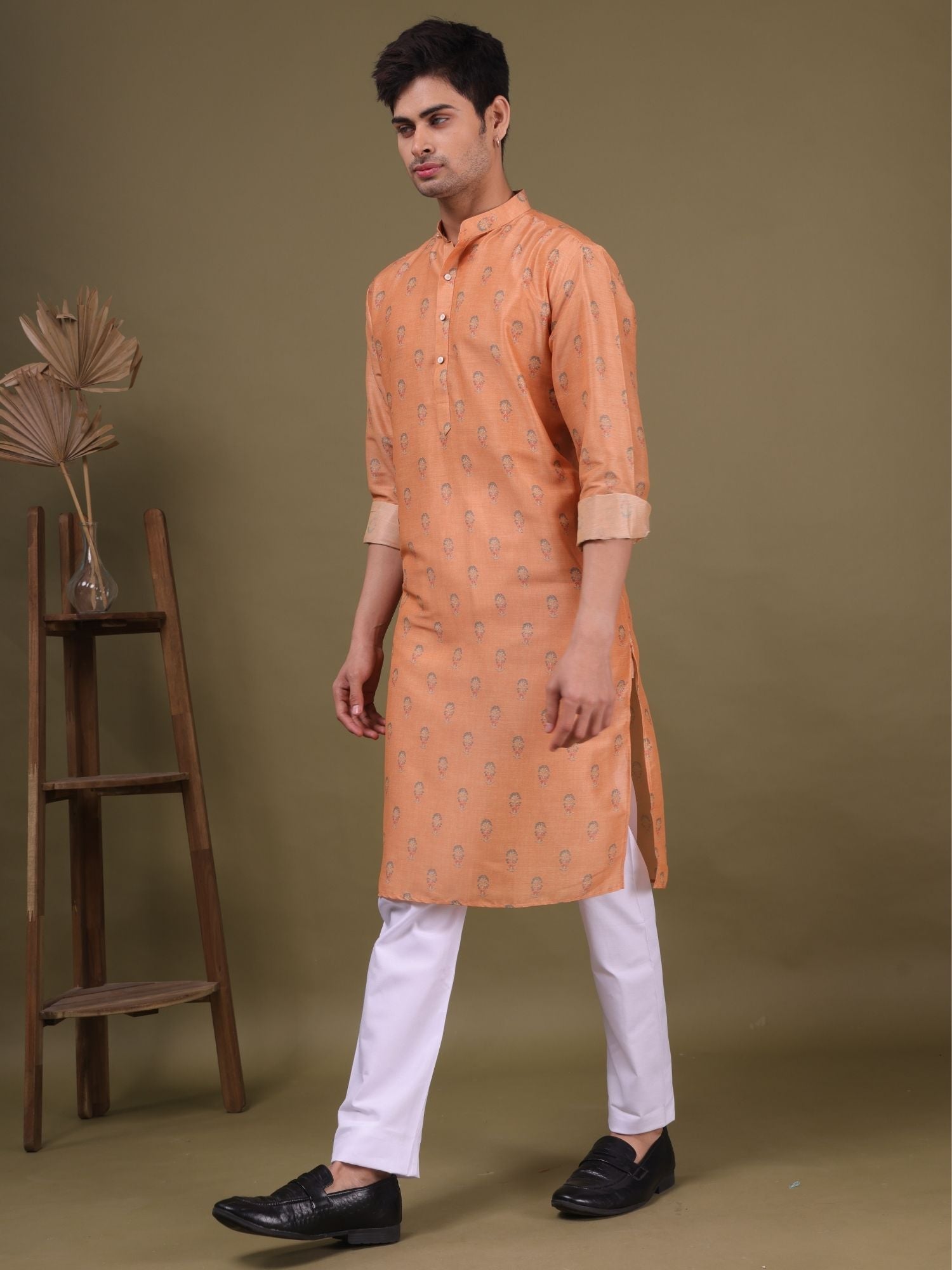 Buti Pattern Cotton Kurta