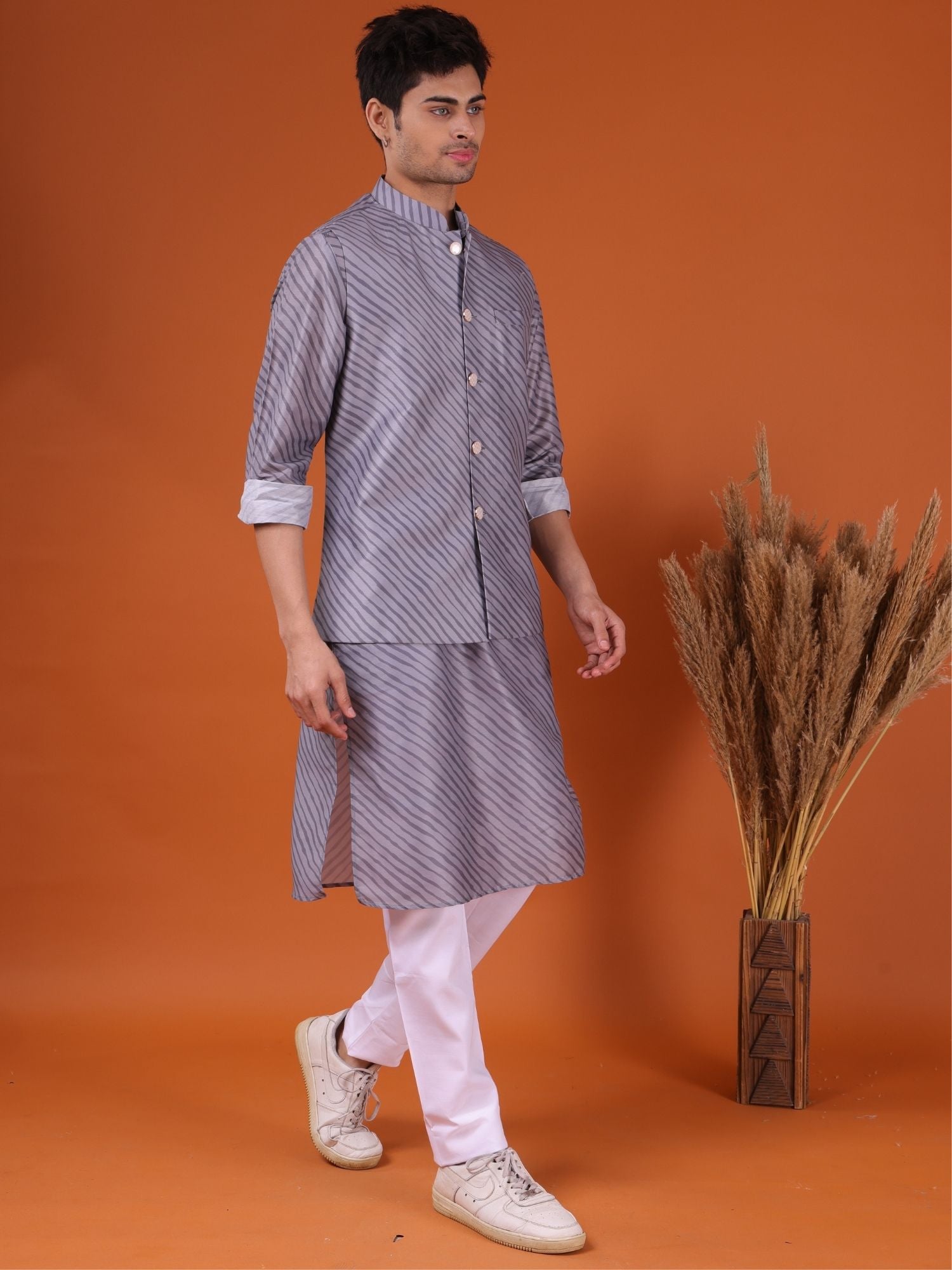 Metal Grey Pastel Cotton Silk Kurta and Elastic Jacket Set