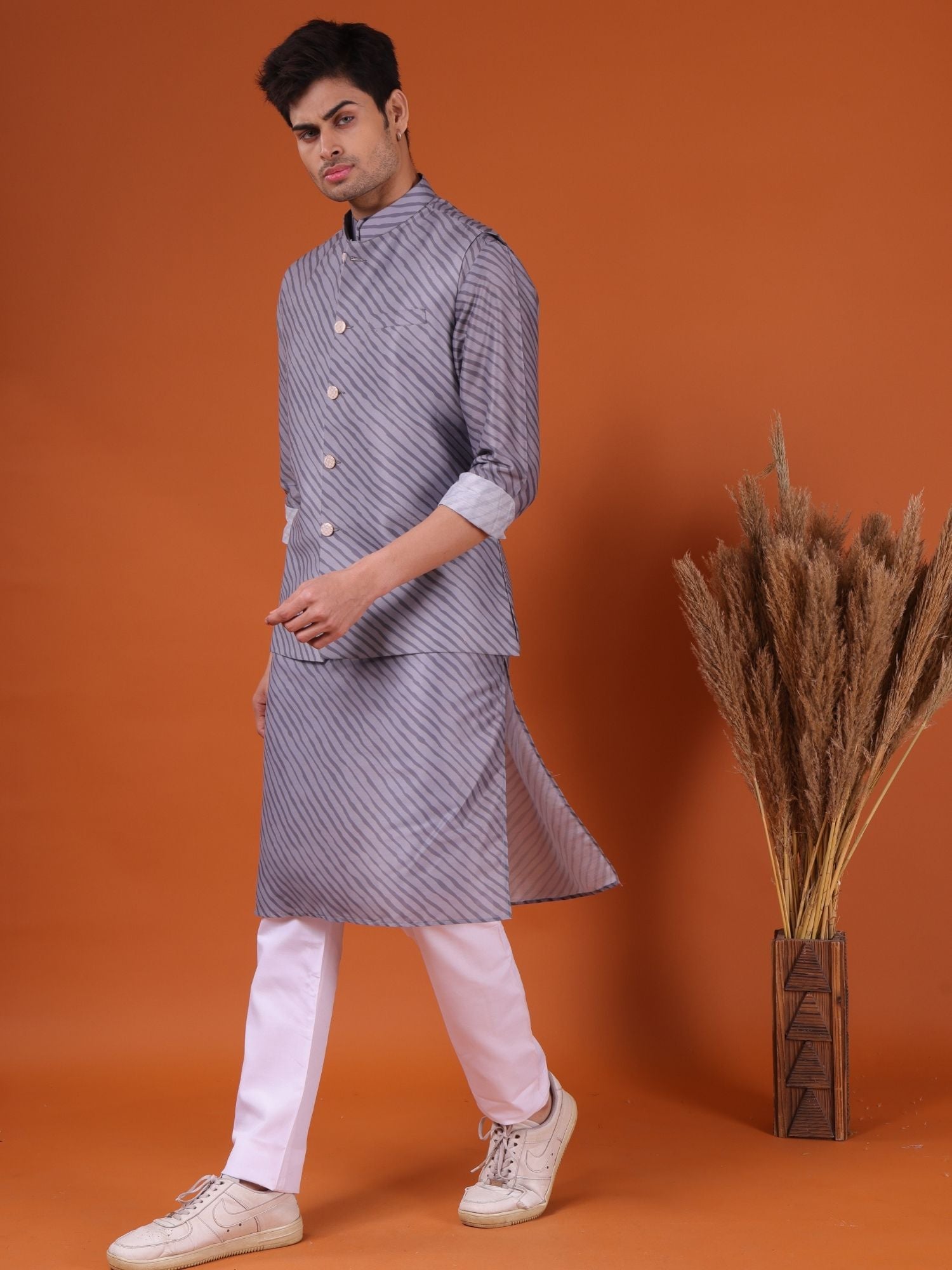 Metal Grey Pastel Cotton Silk Kurta and Elastic Jacket Set