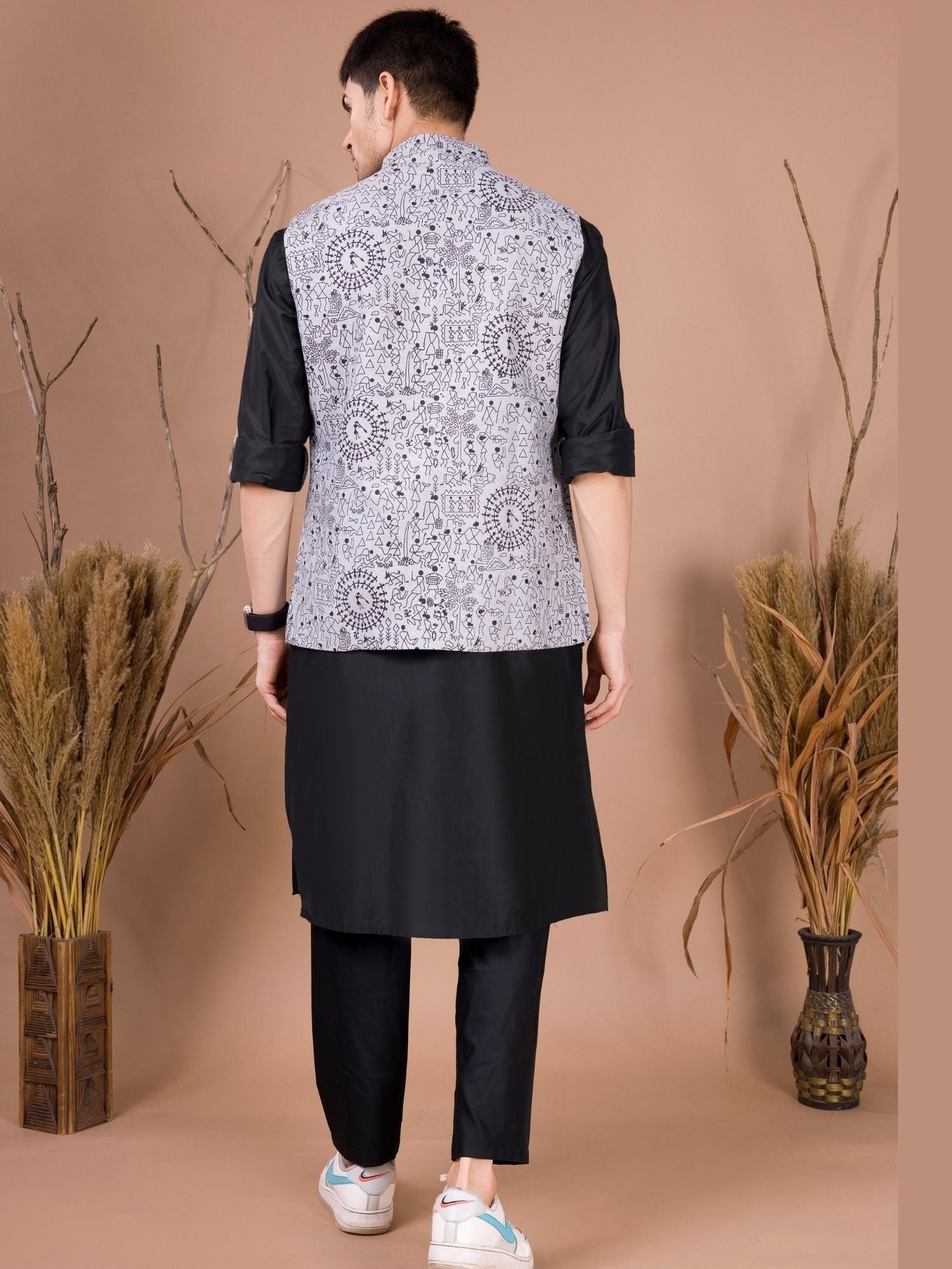 Jade Black Solid Pattern Kurta Jacket Set