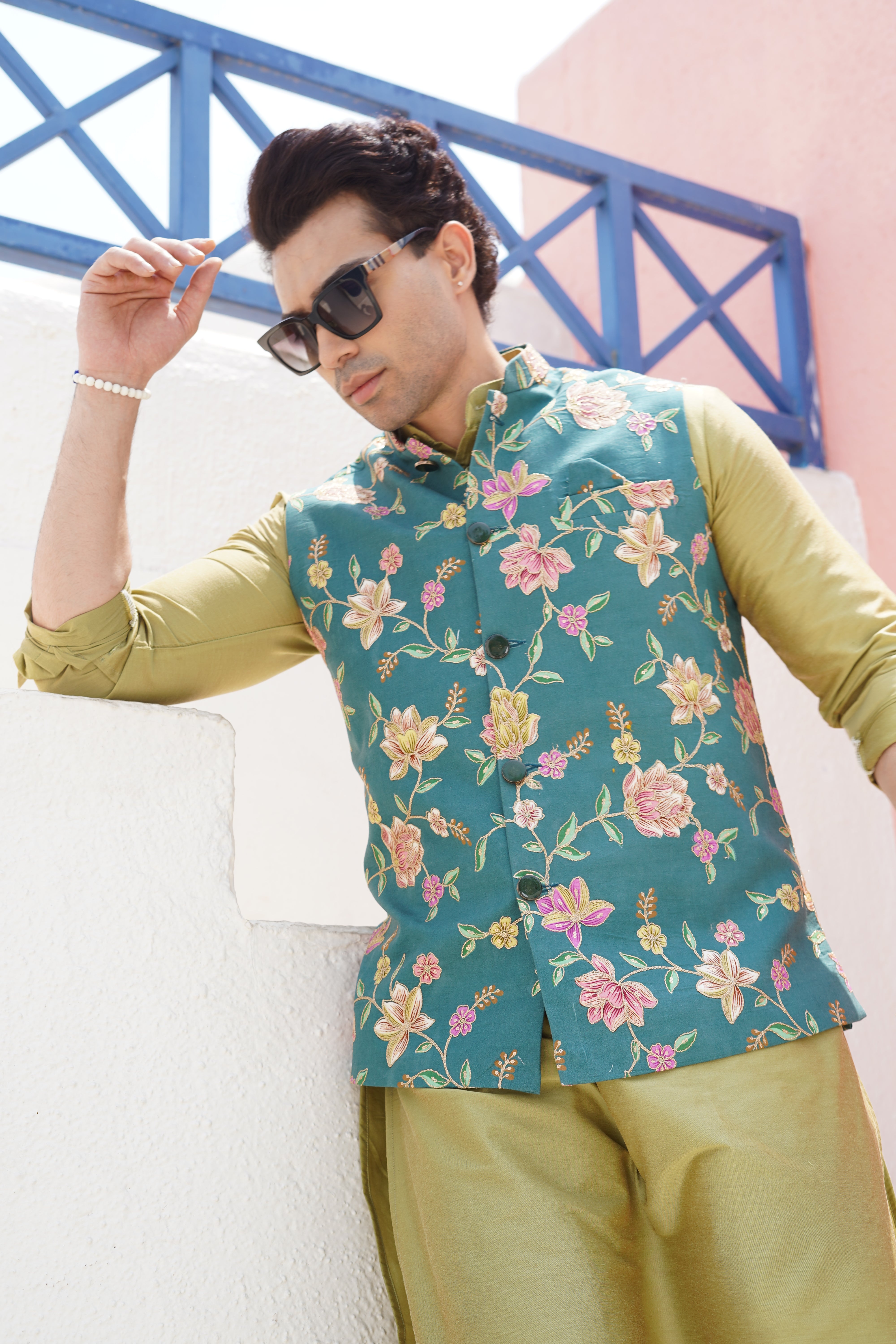 Forest Green Solid Pattern Cotton Kurta  Jacket Set